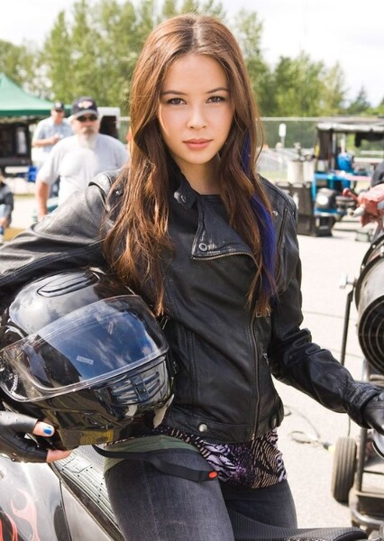 Malese Jow photo