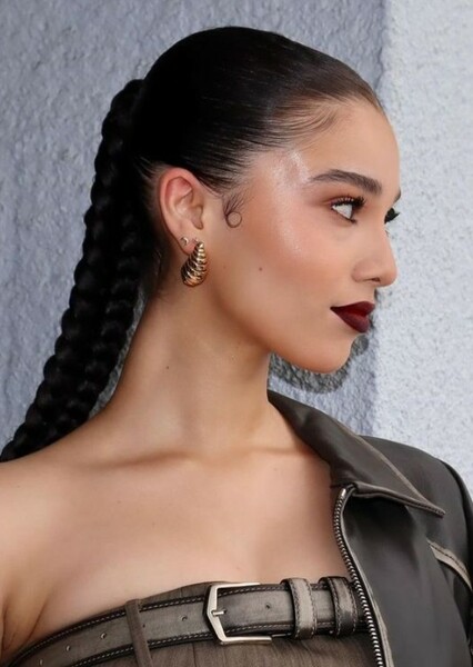 Malia Baker photo