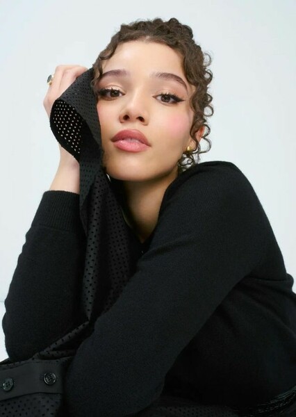 Malia Baker photo