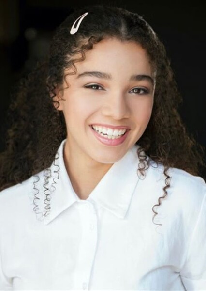 Malia Baker photo
