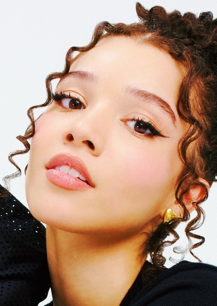 Malia Baker photo