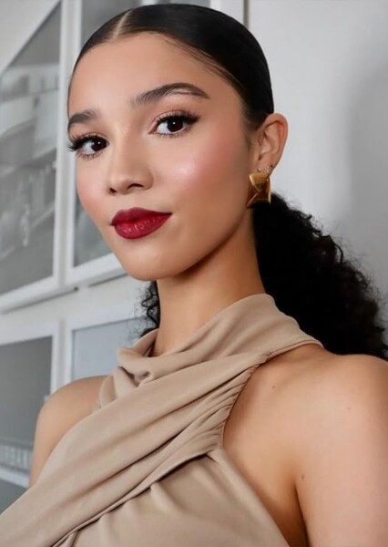 Malia Baker photo