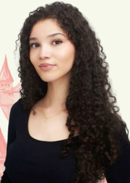 Malia Baker photo