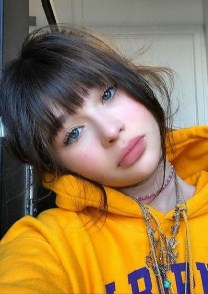 Malina Weissman photo