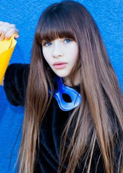 Malina Weissman photo