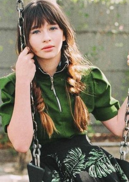 Malina Weissman photo
