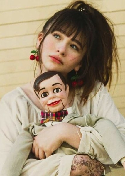 Malina Weissman photo