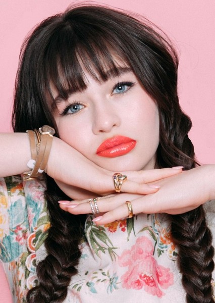 Malina Weissman photo