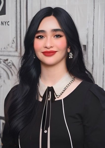Malina Weissman photo
