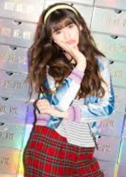 Malina Weissman photo