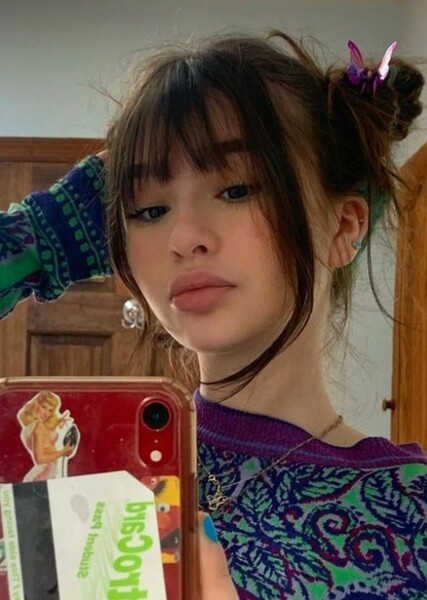 Malina Weissman photo