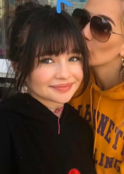 Malina Weissman photo