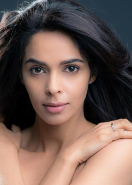 Mallika Sherawat photo