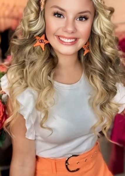 Mallory James Mahoney photo
