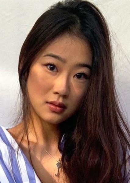 Malu Ogata photo