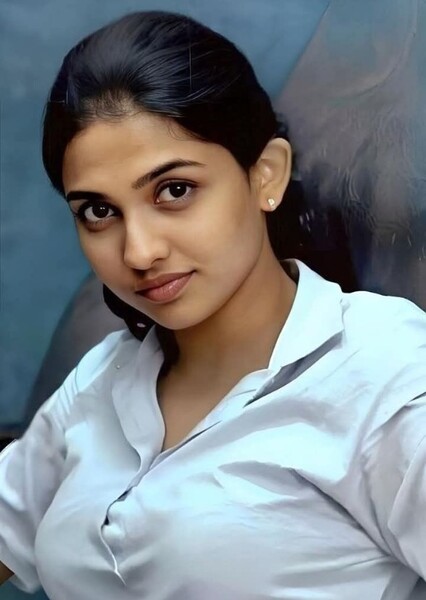 Mamitha Baiju photo