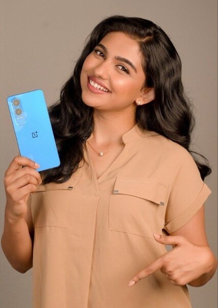 Mamitha Baiju photo