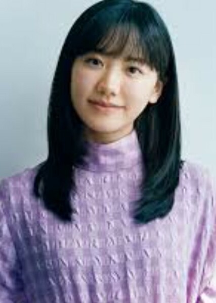 Mana Ashida photo