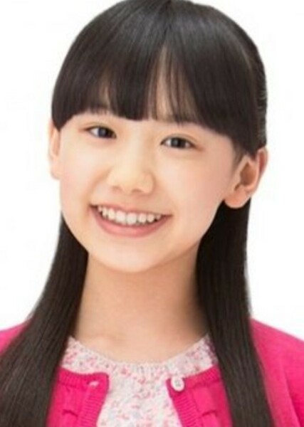 Mana Ashida photo