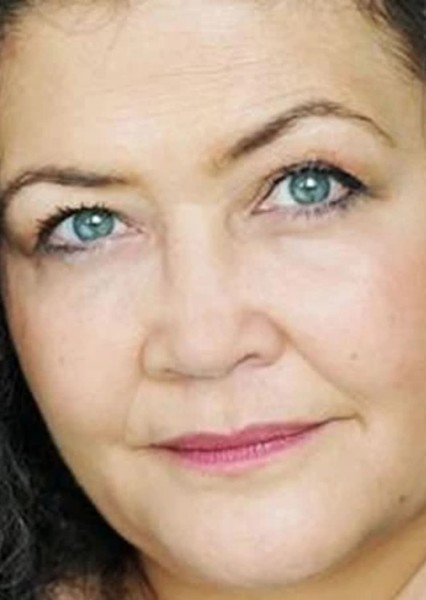 Mandi Symonds photo