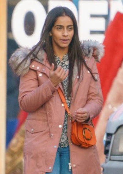 Mandip Gill photo