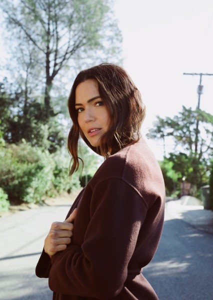 Mandy Moore photo