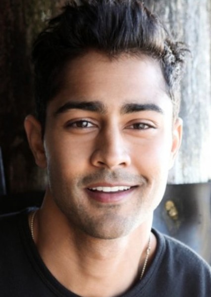 Manish Dayal photo