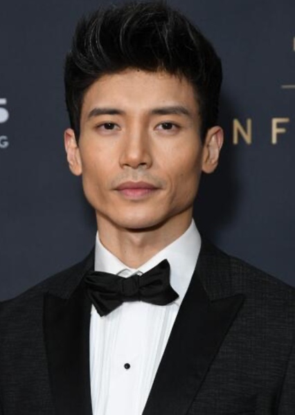 Manny Jacinto photo