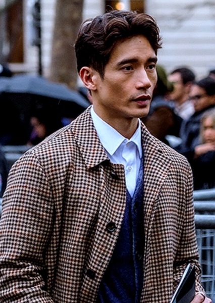 Manny Jacinto photo