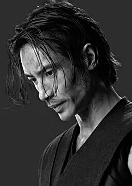 Manny Jacinto photo