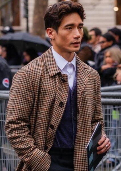 Manny Jacinto photo