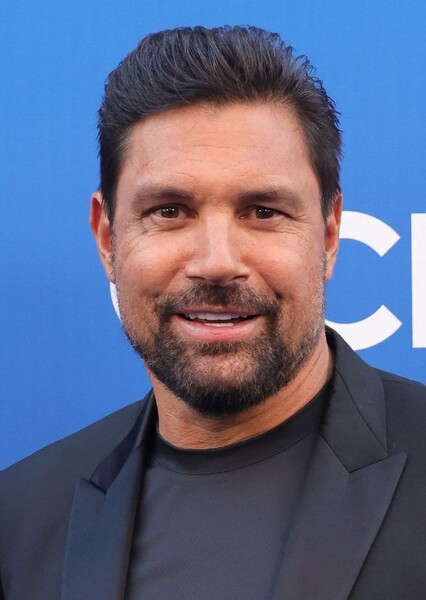 Manu Bennett