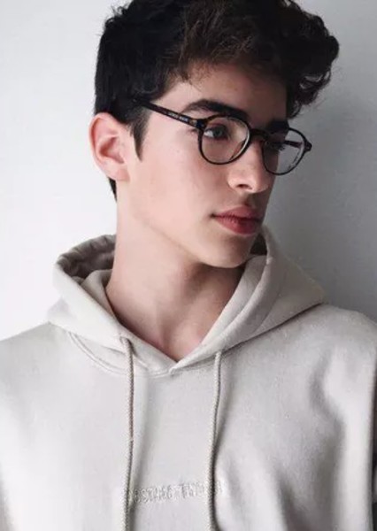 Manu Ríos photo