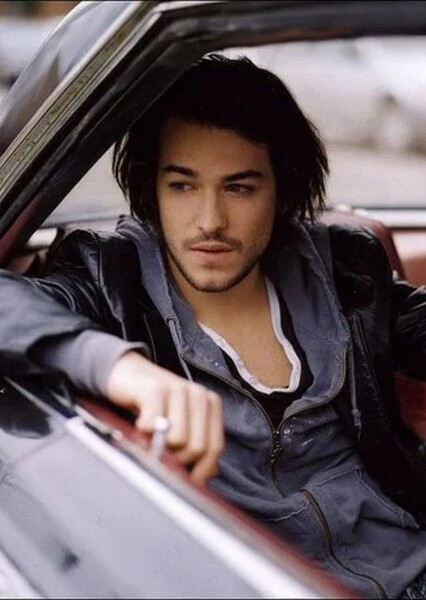 Marc-André Grondin photo