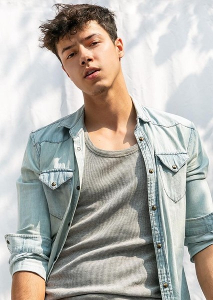 Marcus Lobos photo