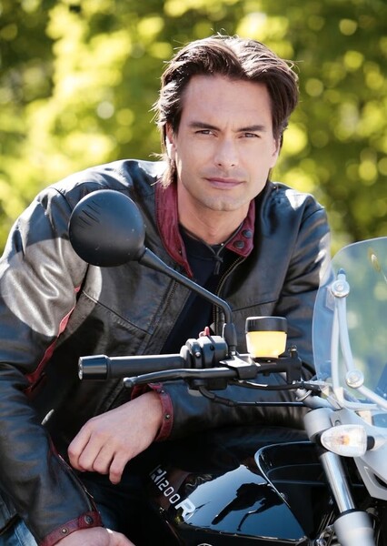 Marcus Schenkenberg photo