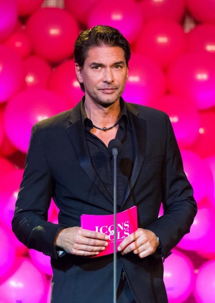 Marcus Schenkenberg photo