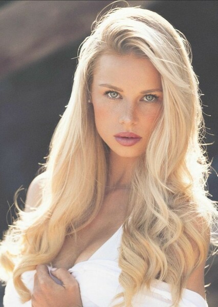 Maren Tschinkel photo