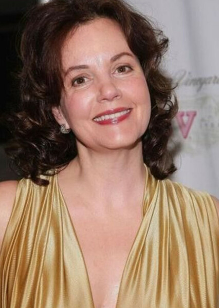 Margaret Colin