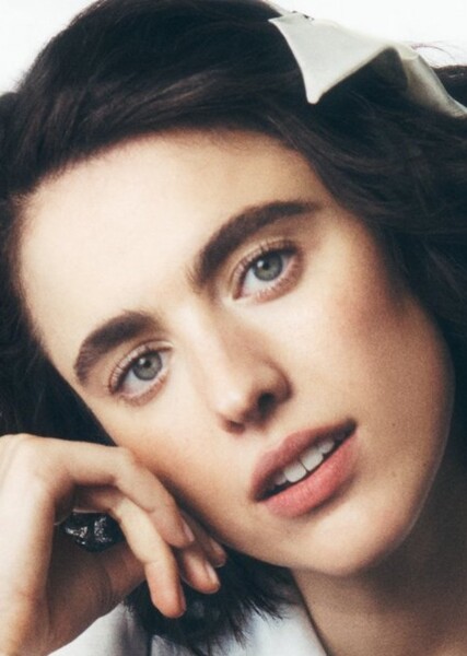 Margaret Qualley photo