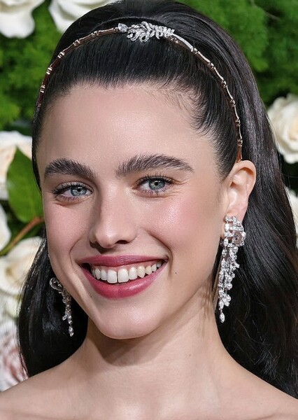 Margaret Qualley photo