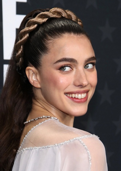Margaret Qualley photo
