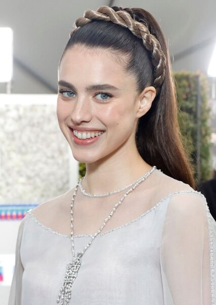 Margaret Qualley photo