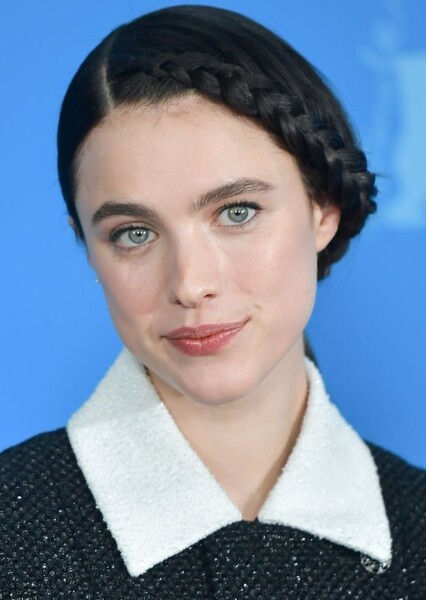 Margaret Qualley photo