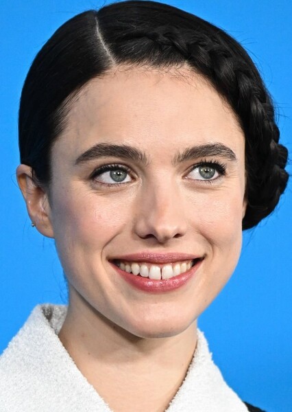 Margaret Qualley photo