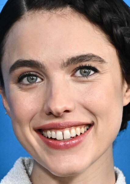 Margaret Qualley photo