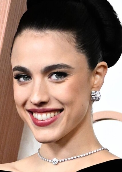 Margaret Qualley photo