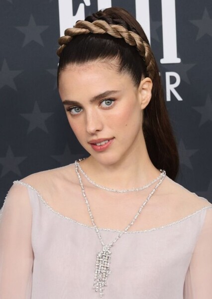 Margaret Qualley photo