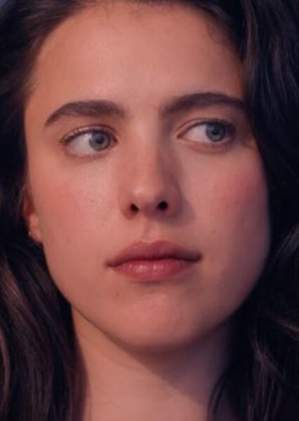 Margaret Qualley photo