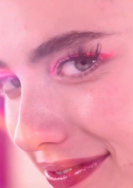 Margaret Qualley photo